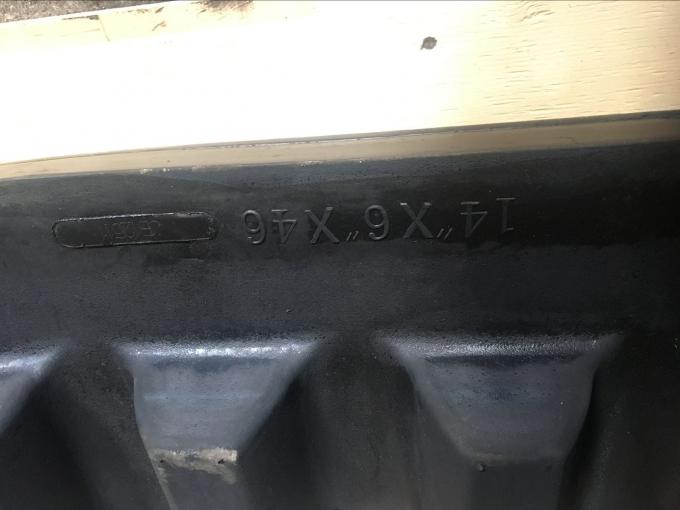 221.26 Kgの黒いペーバーのゴム トラック356はBlaw Knox PF4410のための152.4*46を投げます