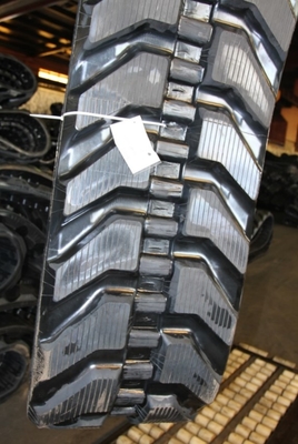400x72.5x74W 掘削機 建設機械用ゴムトラック