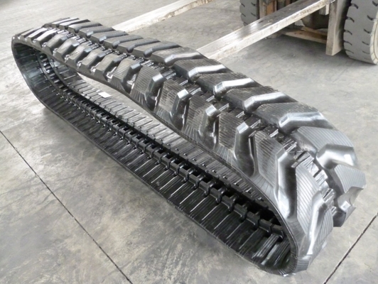 400x72.5x74W 掘削機 建設機械用ゴムトラック