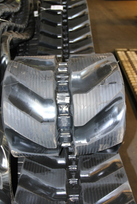 450×81.5×76 エグババター ゴムレール 81.5mm ピッチ