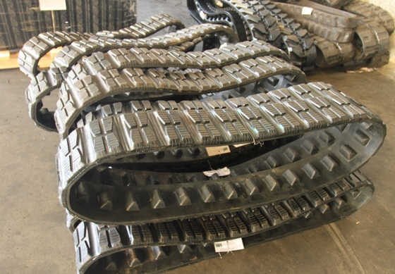 149x88x28/6&quot;x3.5&quot;x28 工場用 ガーデン機械 ゴムトラック