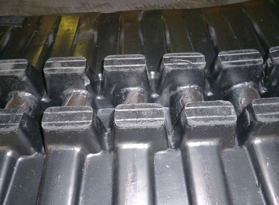 450×71×86 308BSR エグババターゴムトラック 全長71×86 6106mm