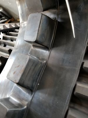 AP-1055B アスファルトパバー用ゴムコースのゴムコース460 X 225 X 36