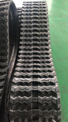 320x86x55/400x86x55/450x86x55 ジグザックパターン スキッドステアローダーゴムトラック