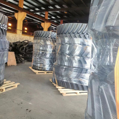 チャレンジャー Mt865 Mt875c 508598d1 Agco A30as03297 636-3029 30インチゴムトラック