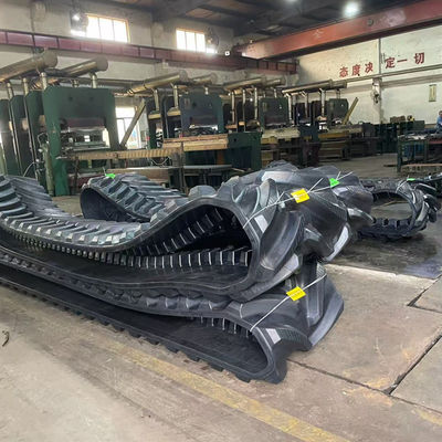 農業用トラクターゴムトラック 25" 30" 36" 幅 CAT チャレンジャー 65 75 85 95 35 45 55 MT800 MT700 ジョン・ディール 8000T 8 RT 8RX 9RX CNH STX クアッドラ マグヌム ロートラック クラース レキソン ベクター デルタ