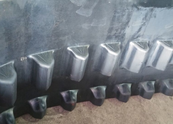 ASV Skid Steer Rubber Crawler 380mm Width 102mm Pitch