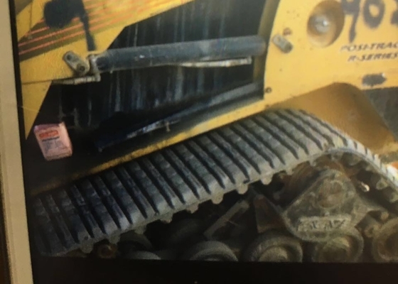 ASV Skid Steer Rubber Crawler 380mm Width 102mm Pitch