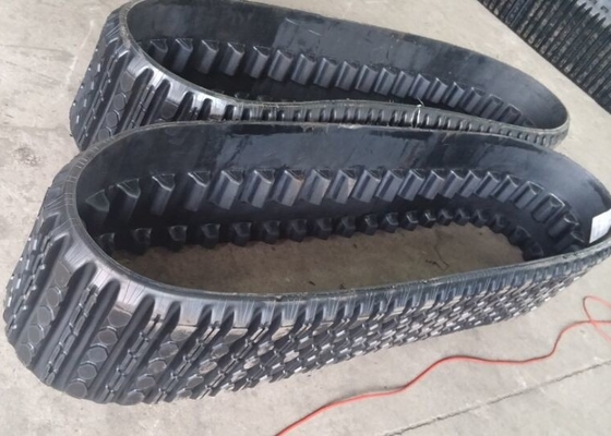 ASV Skid Steer Rubber Crawler 380mm Width 102mm Pitch