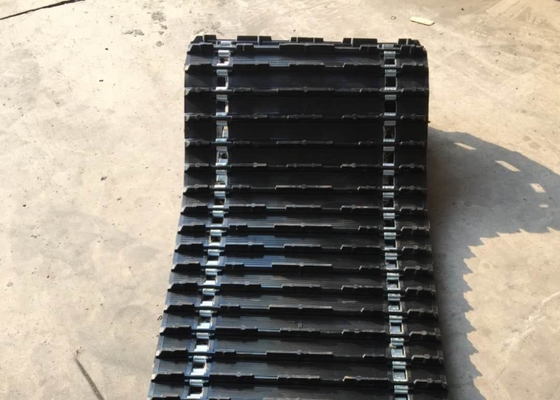 56リンク500mm幅のゴム製スノートラックがジョイントレスで連続